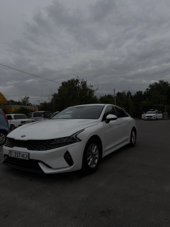 Kia K5 III 2020
