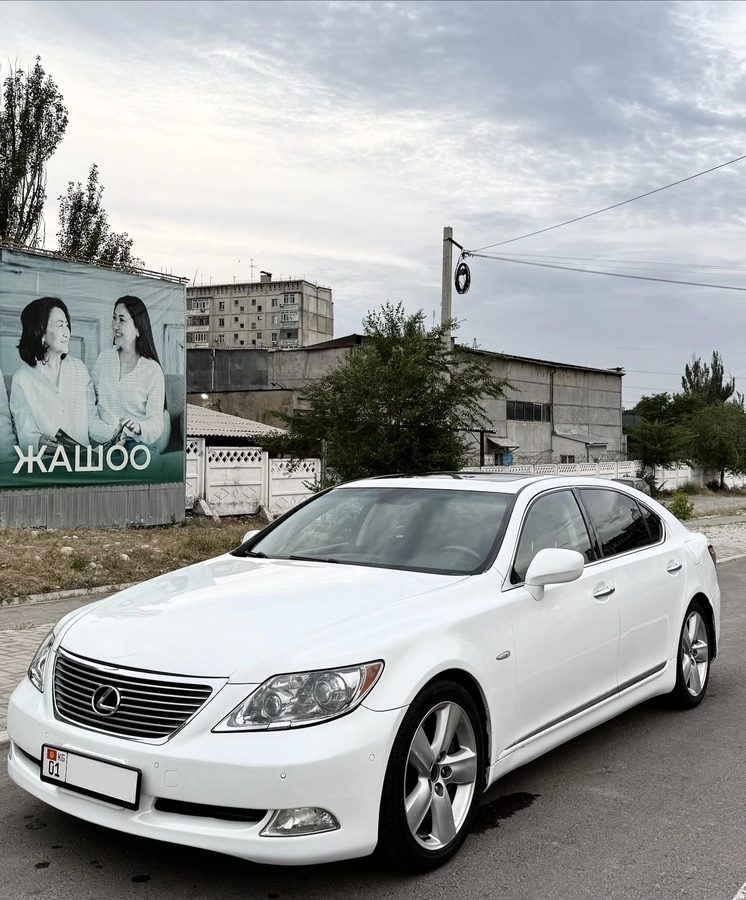 Lexus LS IV 2006