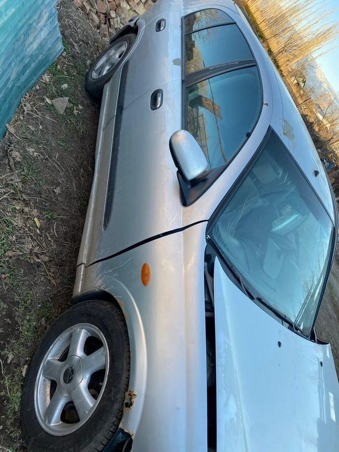 Nissan Almera