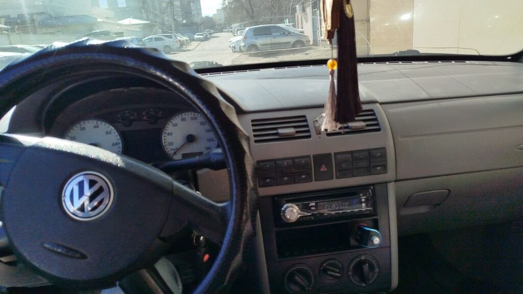 Volkswagen Pointer