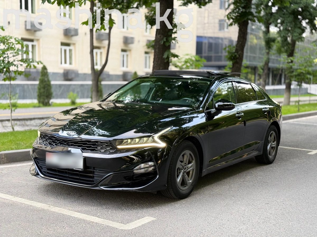 Kia K5 III 2021