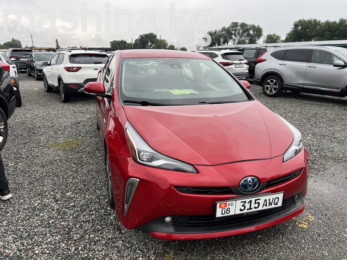Toyota Prius IV Рестайлинг (XW50) 2019