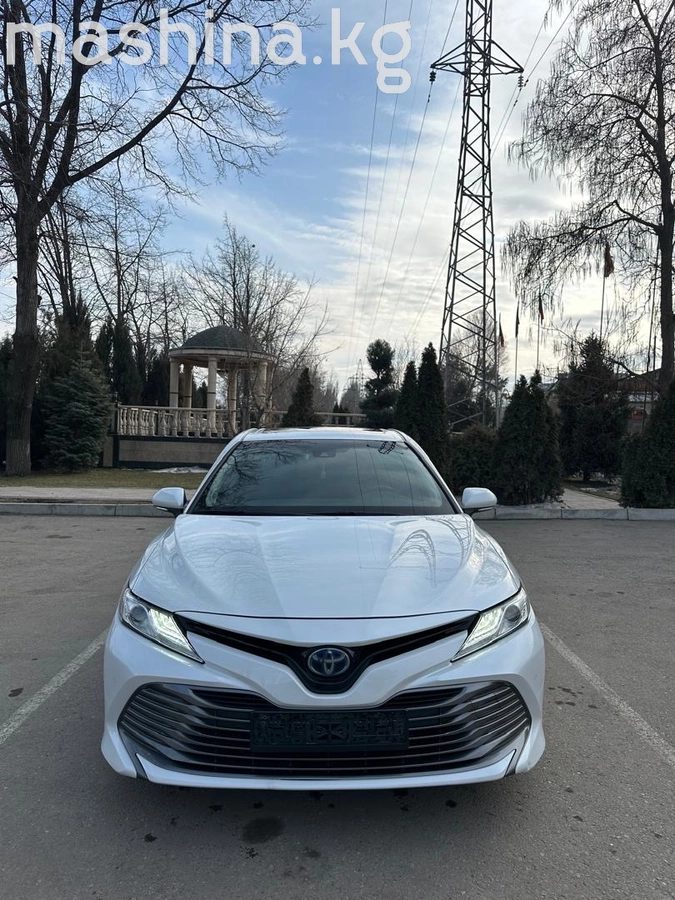 Toyota Camry VIII (XV70) 2018