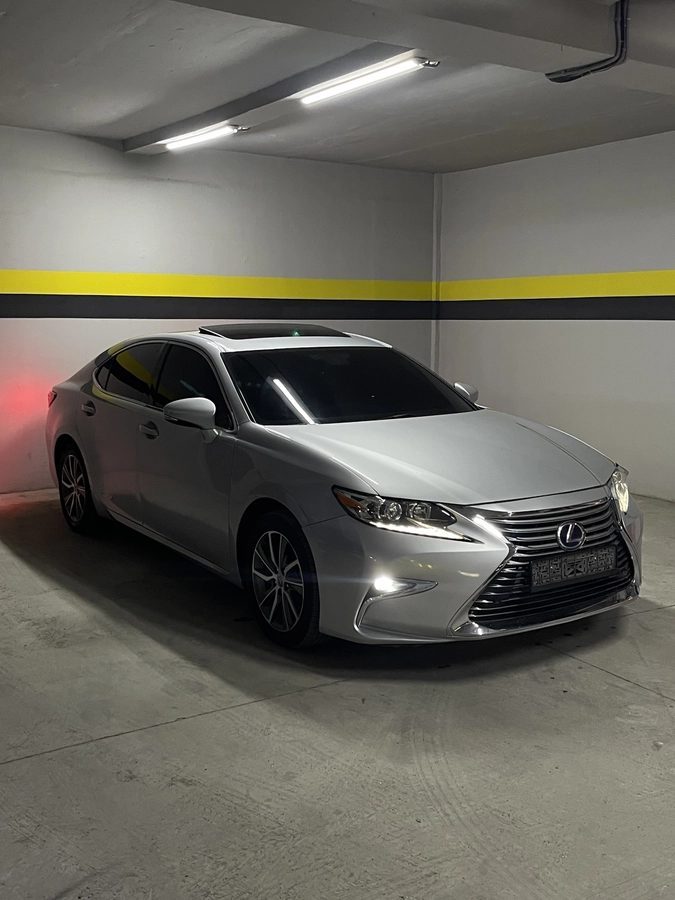 Lexus ES VI Рестайлинг 2017