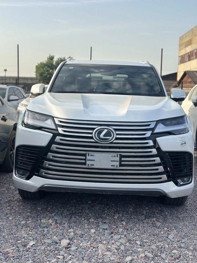Lexus LX IV 2023