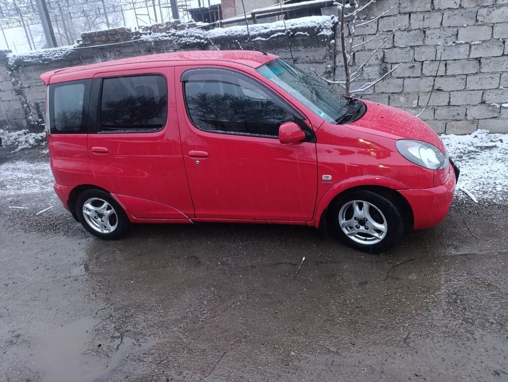 Toyota Yaris Verso