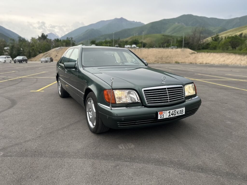Mercedes-Benz S-Class