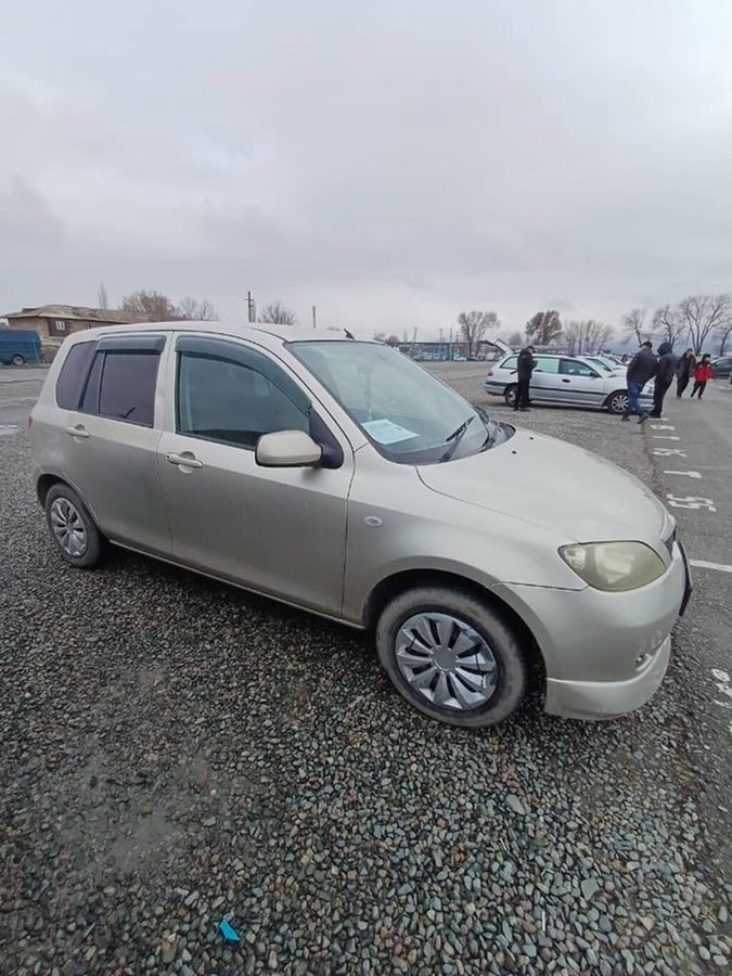 Mazda Demio