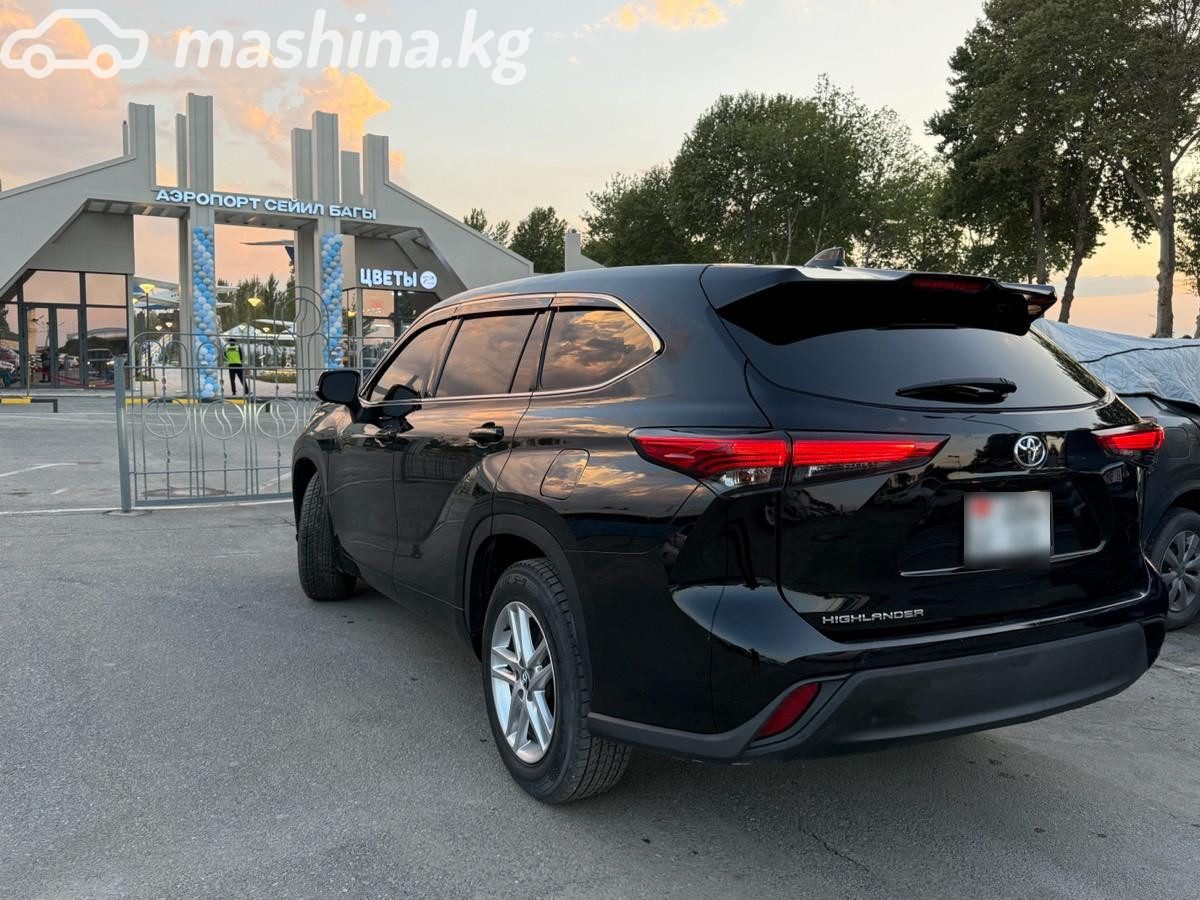 Toyota Highlander IV (U70)