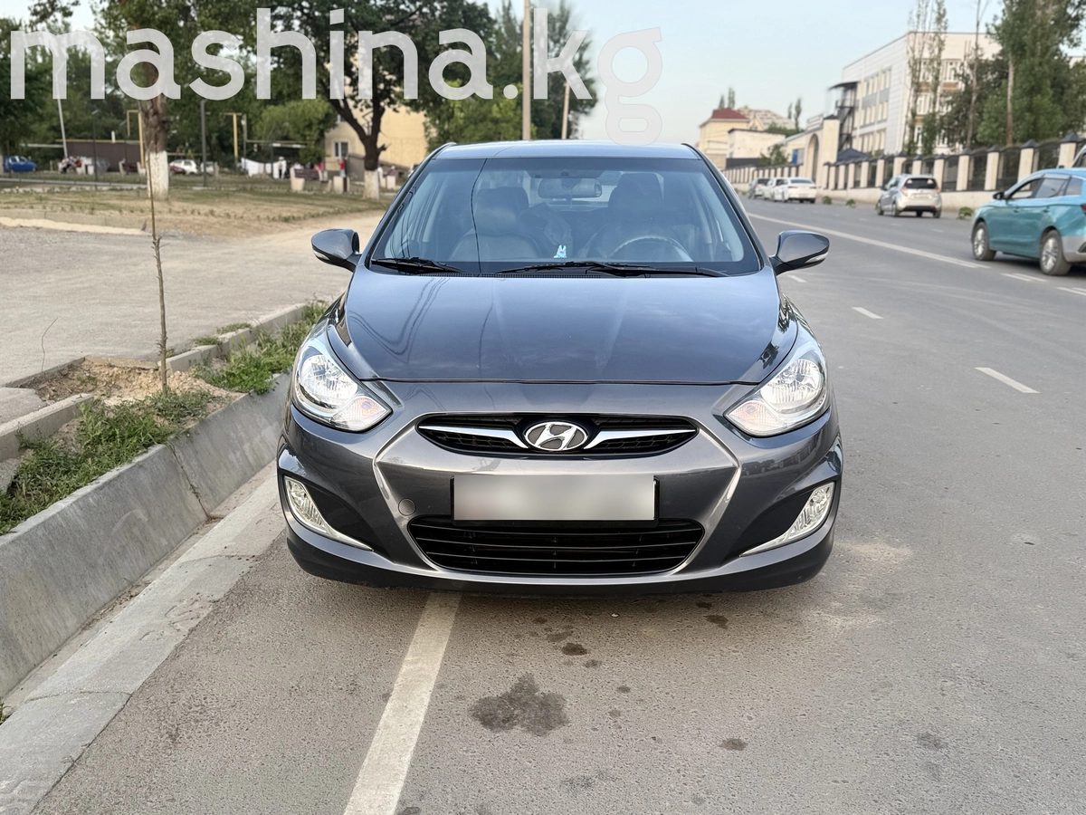 Hyundai Accent IV 2011