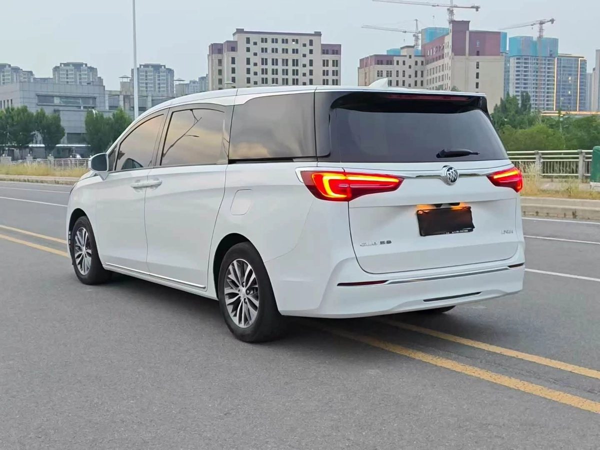 Buick GL8 II 2023