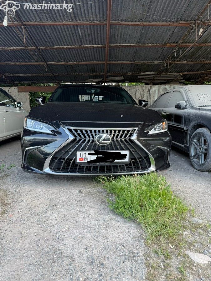 Lexus ES VII