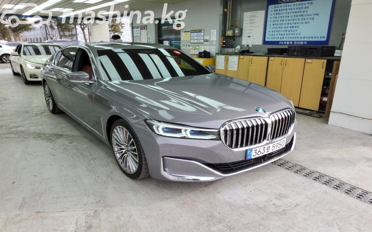 BMW 7 серии VI (G11/G12) Рестайлинг