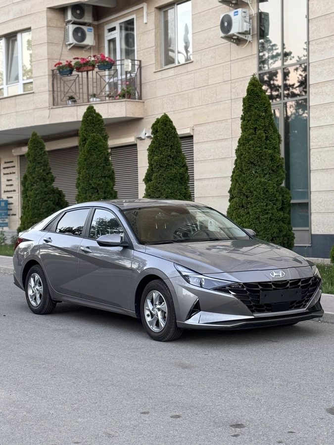 Hyundai Avante VII 2020