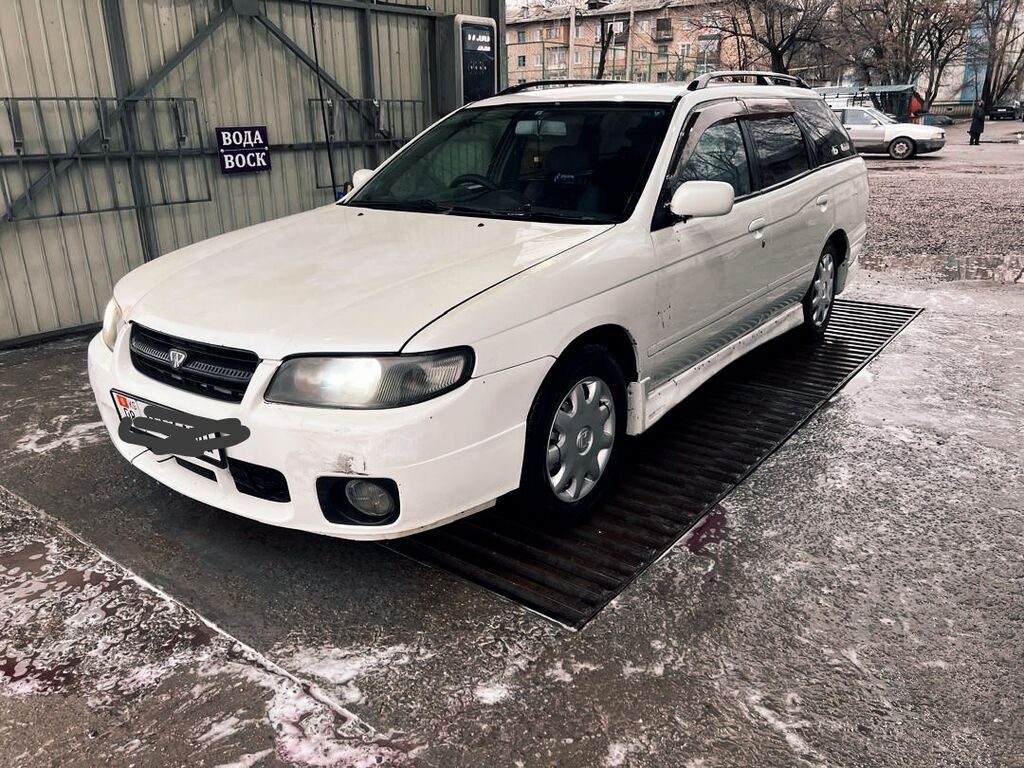 Nissan Avenir