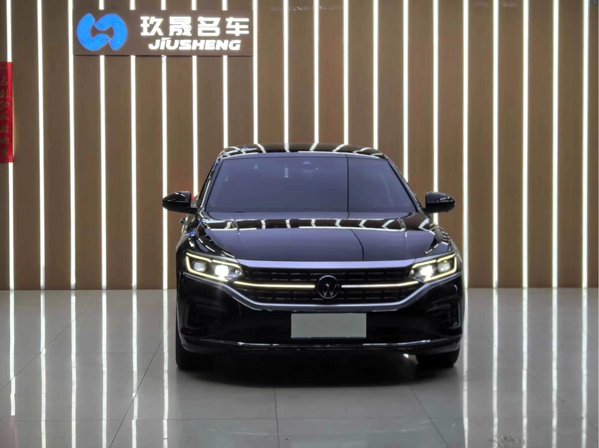 Volkswagen Passat B8 Рестайлинг 2023