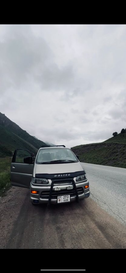 Mitsubishi Space Gear