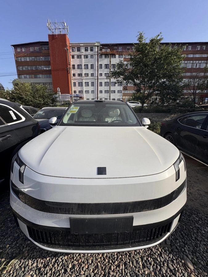 Lynk & Co 900 2026