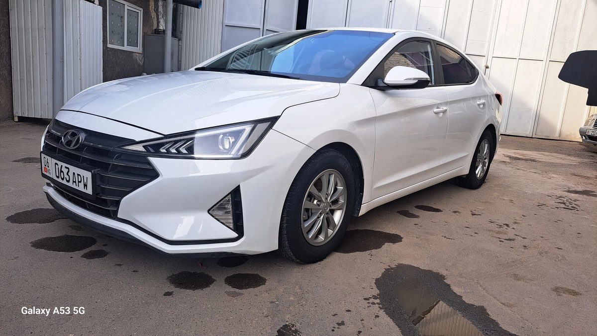 Hyundai Avante VI Рестайлинг 2019