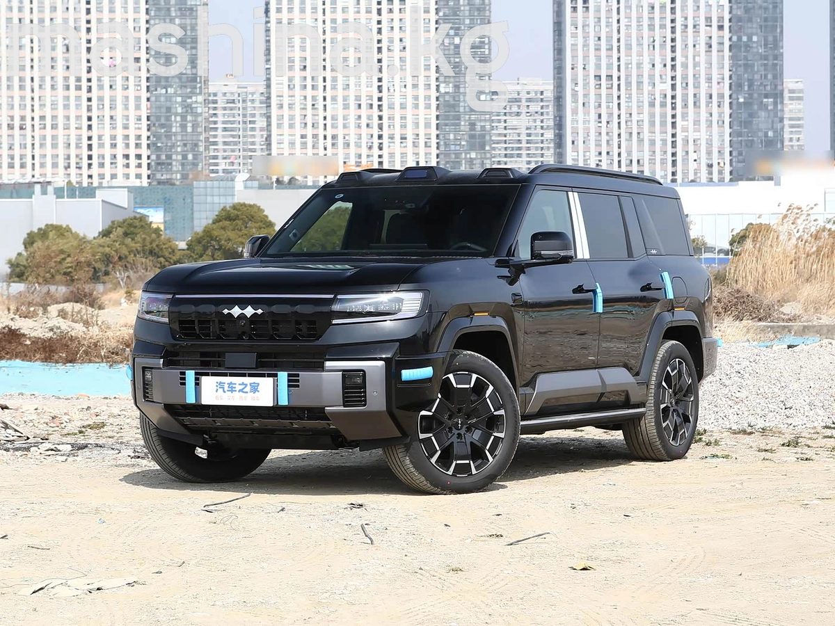 BYD FangChengBao Leopard 8 2025