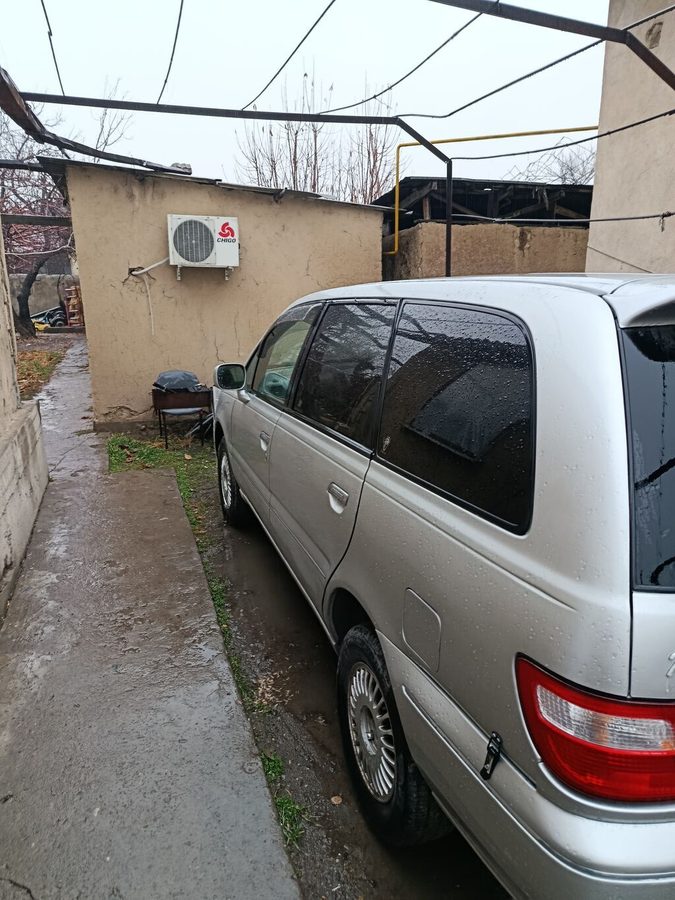 Nissan Presage