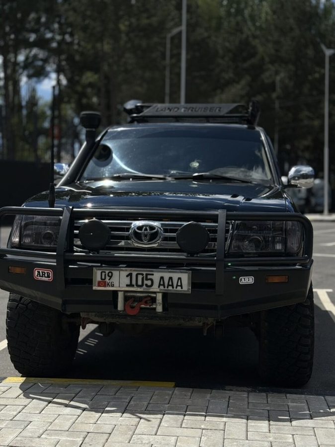 Toyota Land Cruiser