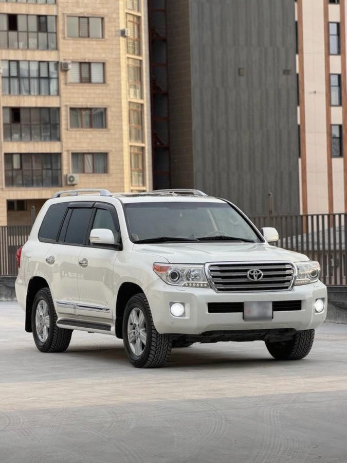 Toyota Land Cruiser 200 Series Рестайлинг 1