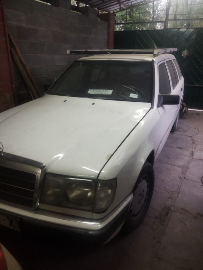Mercedes-Benz W124