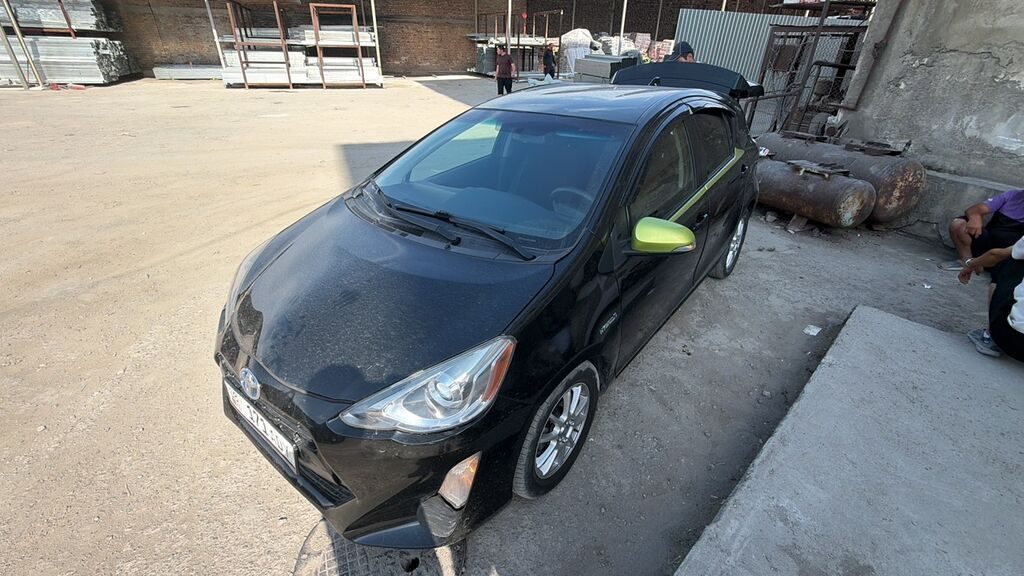 Toyota Prius C