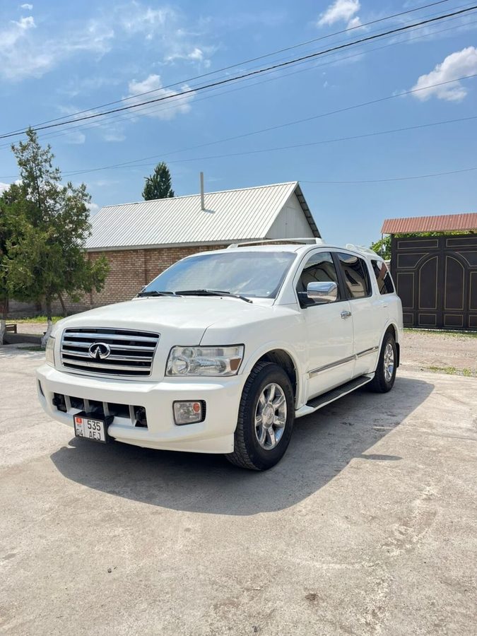 Infiniti QX56