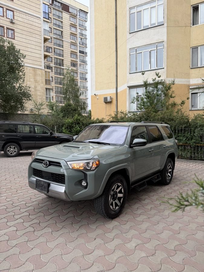 Toyota 4Runner V Рестайлинг 2023