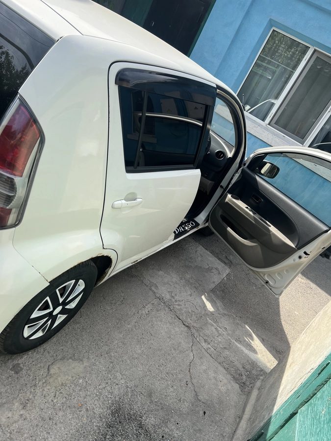 Toyota Passo I (C10) 2004