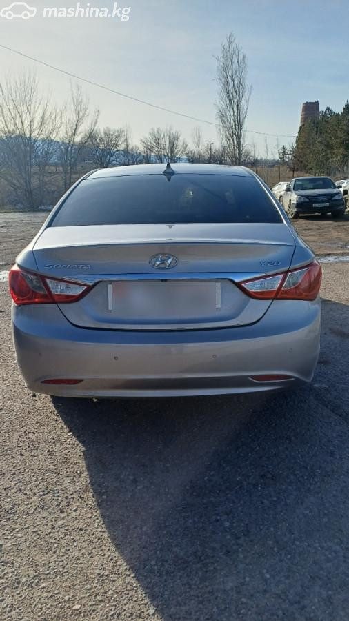 Hyundai Sonata VI (YF)