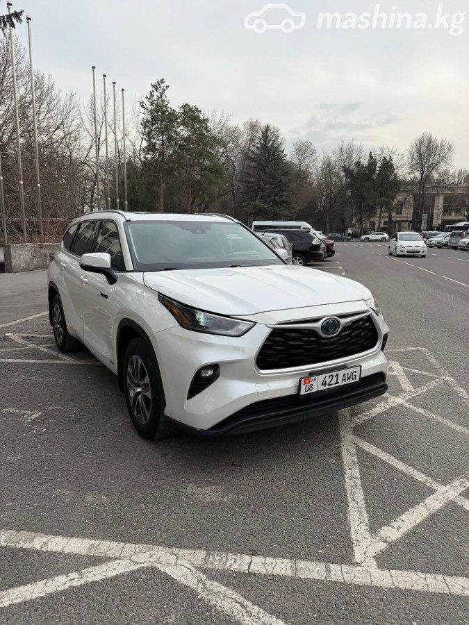 Toyota Highlander IV (U70)