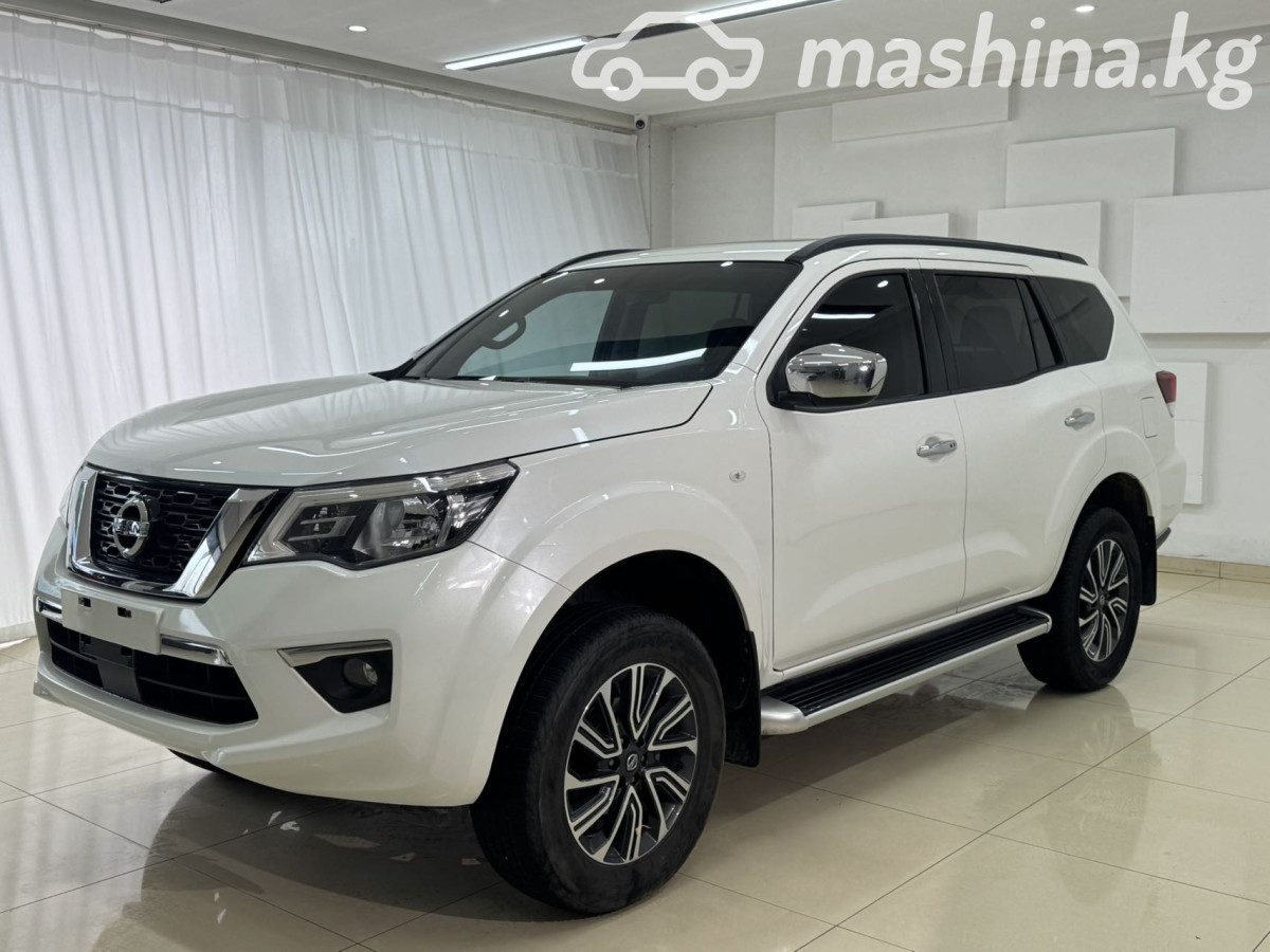 Nissan Terra I