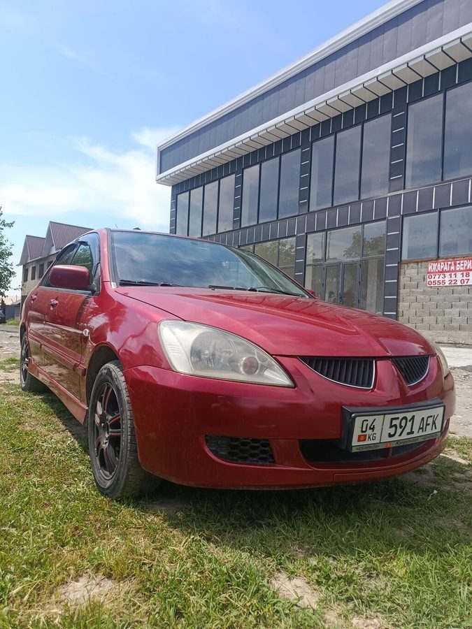 Mitsubishi Lancer