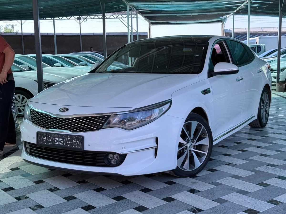 Kia K5 II 2017