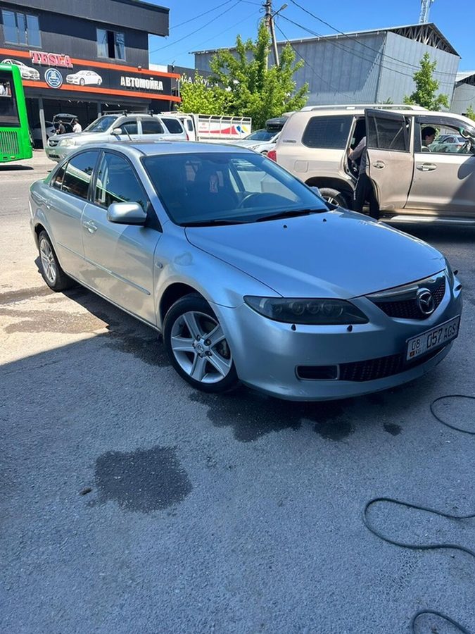 Mazda 6