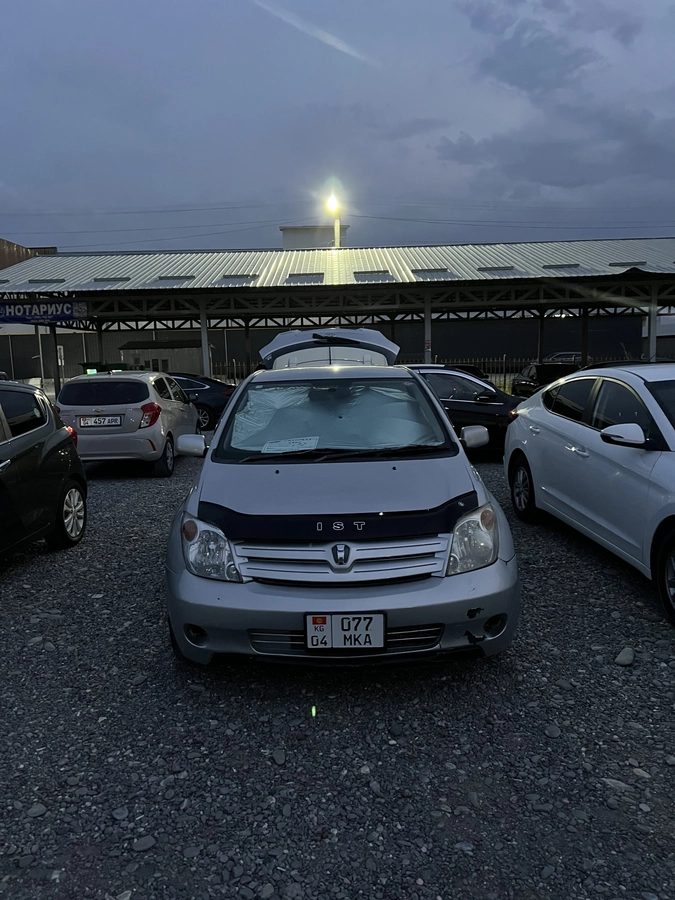 Toyota Ist I 2002