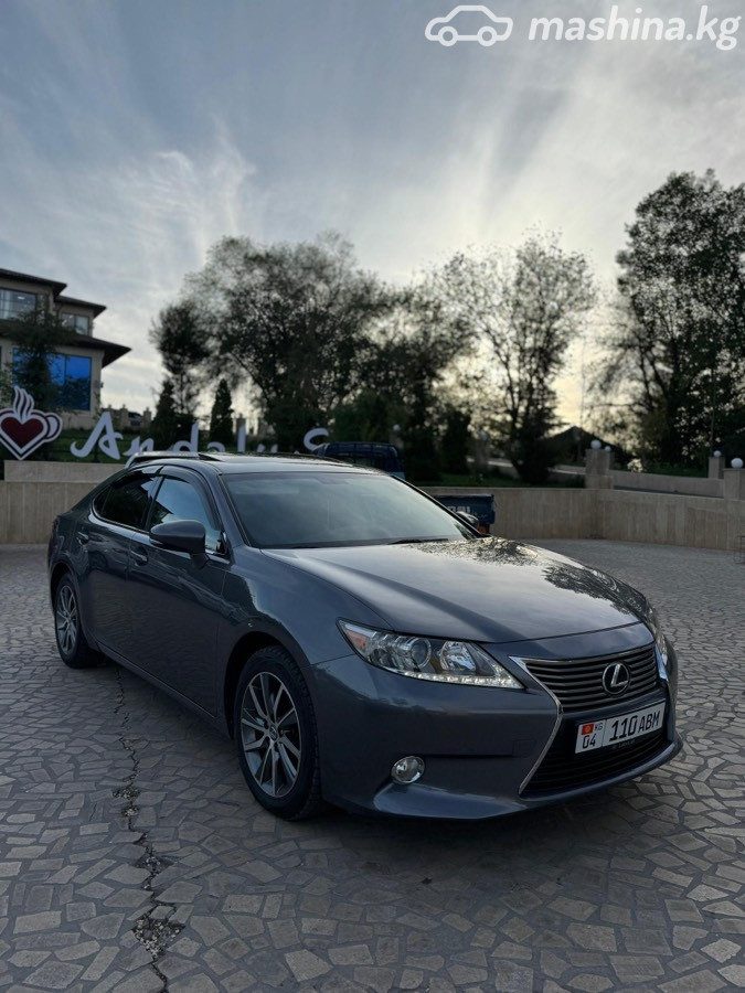 Lexus ES VI