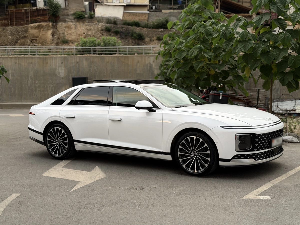 Hyundai Grandeur VII 2023