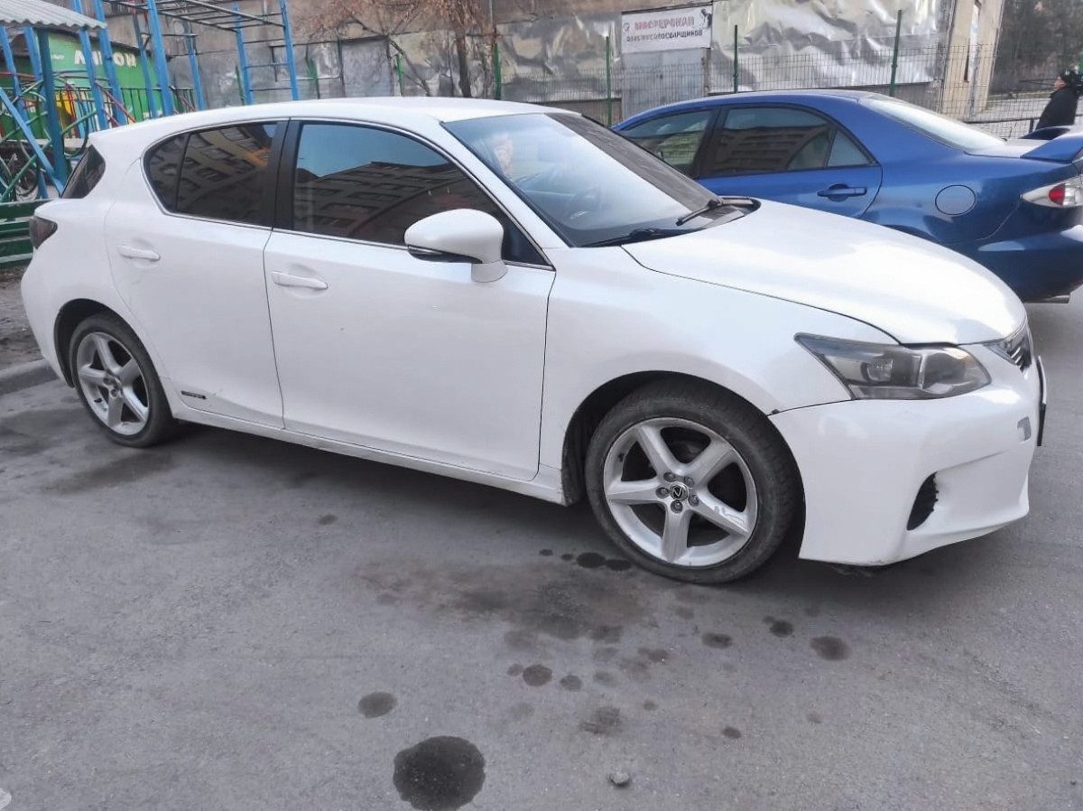 Lexus CT I 2012