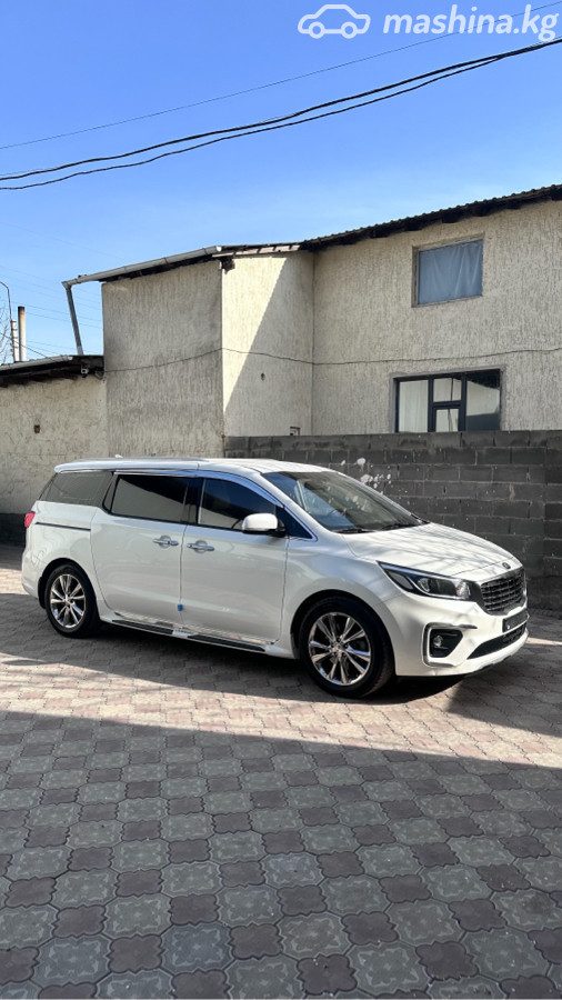 Kia Carnival III