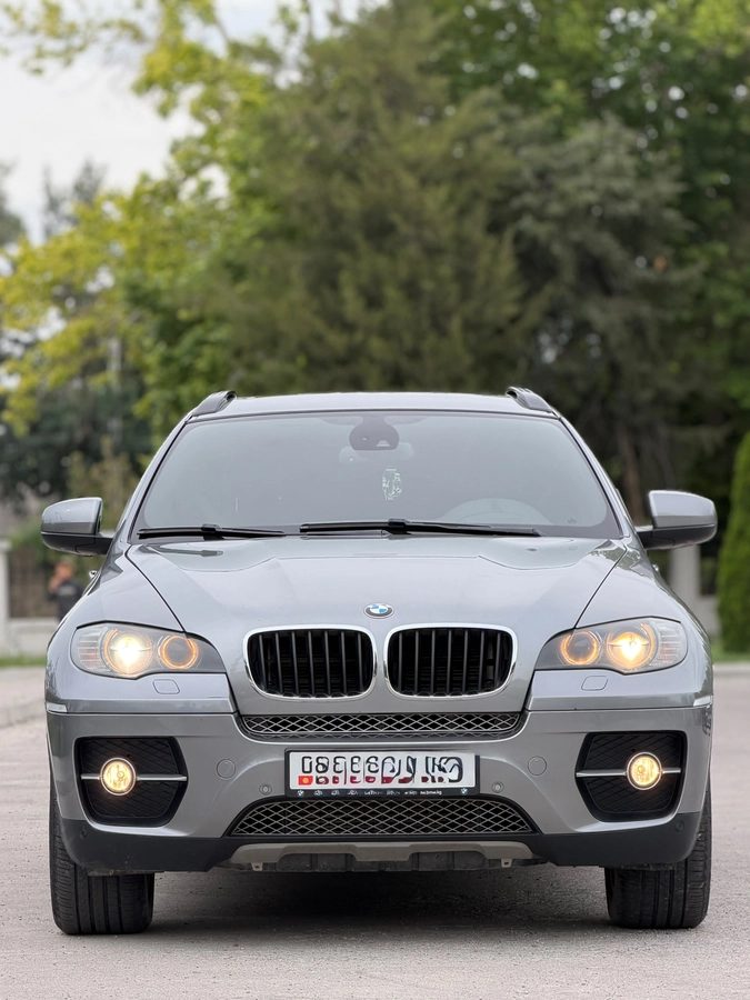 BMW X6 I (E71) 2012