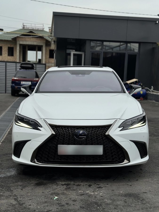 Lexus ES VII Рестайлинг 2021
