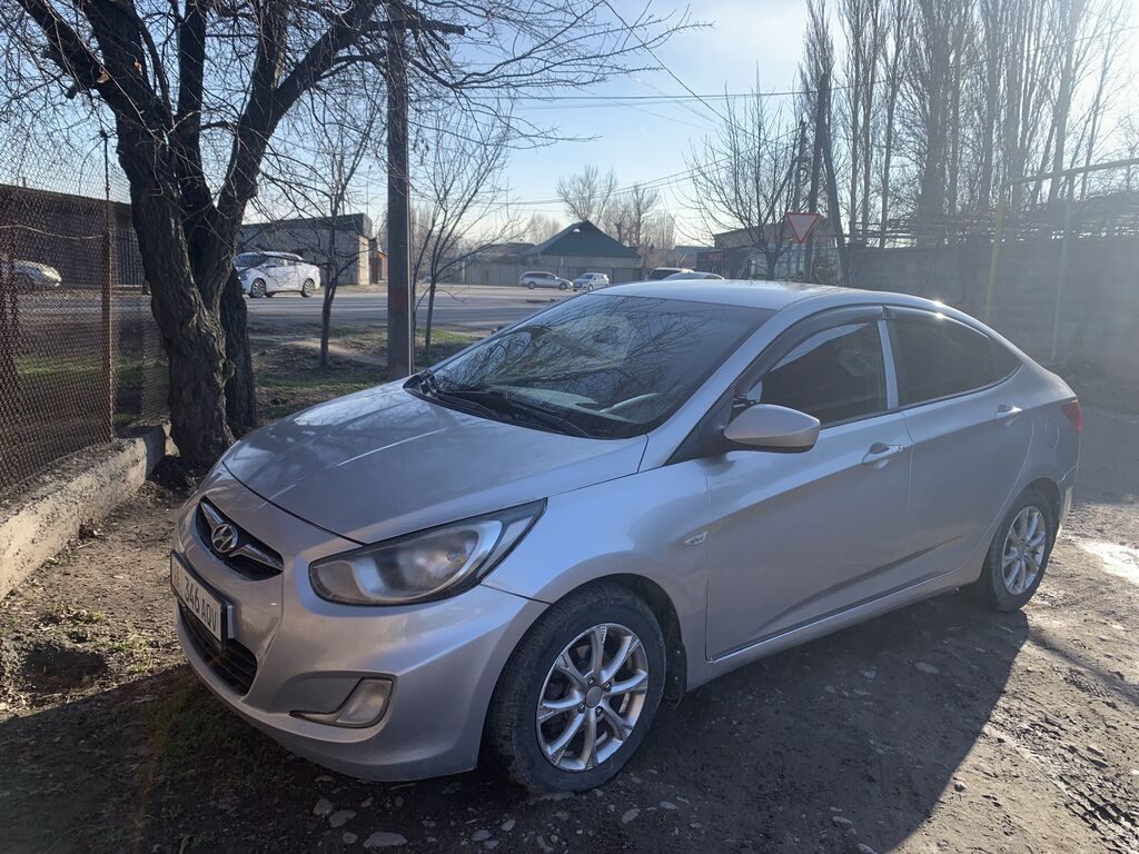 Hyundai Solaris