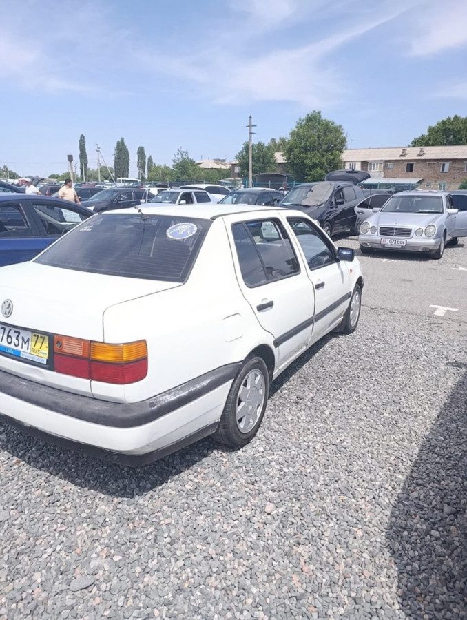 Volkswagen Vento 1993