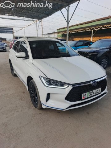 BYD E2