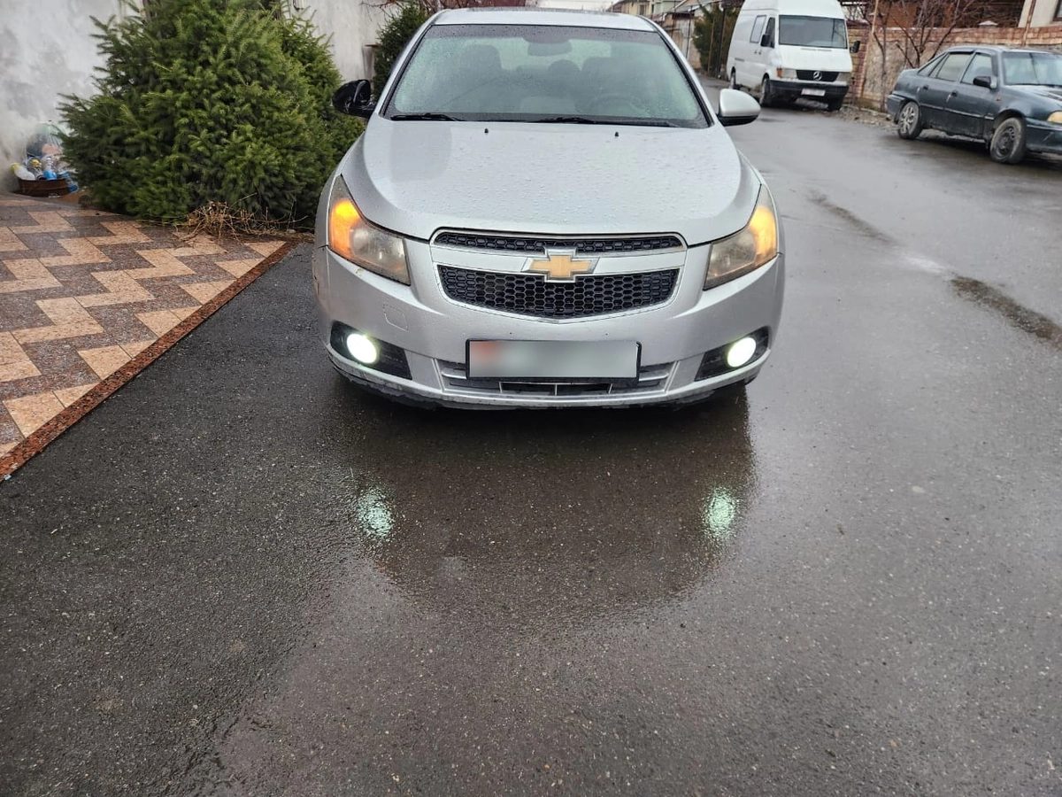 Chevrolet Cruze I 2010