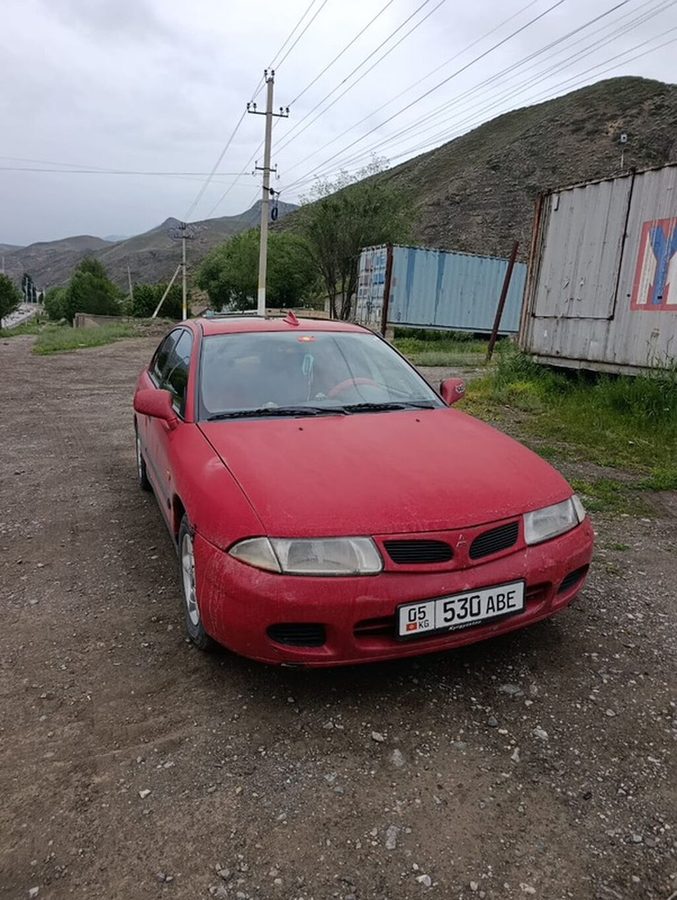 Mitsubishi Carisma